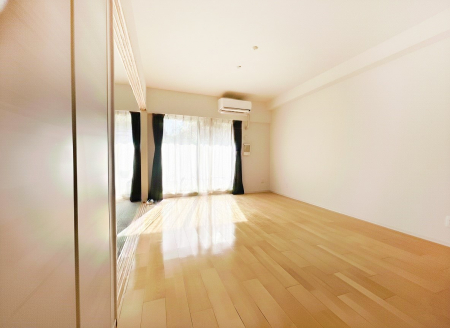 ���r���O�@�Ƒ��c���̎��Ԃ����������Ȃ��났�̃��r���O�@��CG���H��