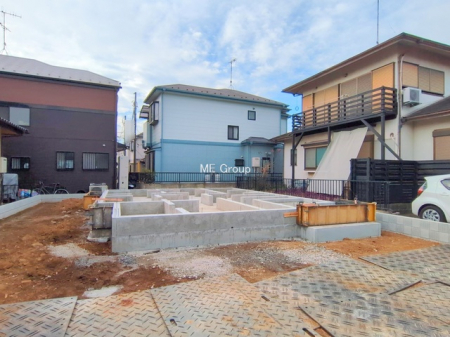 ���n�O�ώʐ^�@�`Exterior�`�@��s���œ���̃X���[���C�t���΂Ɉ͂܂ꂽ�y�n�͓s��̌�����Y���ꂻ���B�l�G��ʂ��Ď��R�ƐG�ꍇ����X�|�b�g�����ӂɂ͐��肾������I�Z�݂����Ȃ�ƁB��炵�������B