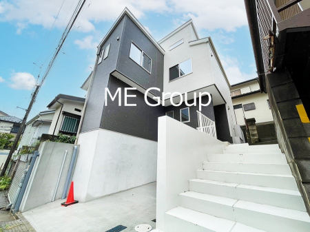 ���n�O�ώʐ^�@�O��-Exterior-�ՐÂȏZ��n�Ŏq��ĉƑ��Ƀs�b�^���B�����̂��U�������K�ȗ΂Ɍb�܂ꂽ�G���A�ŁA���R�ɕ�܂ꂽ���₩�ȕ�炵���������邽�߂́A��Ƃ肠��Z���������Ă��܂��B