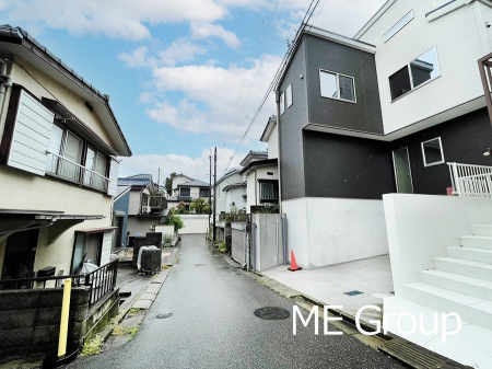 ���n�O�ώʐ^�@�O�ʓ��H�F�k��4.0�������@�@��w�̈�ˌ��Ă𒆐S�Ƃ����X���݂����R�Ƒ����A���ӂ͍��������������Ă��Ȃ��̂ŁA�΂̑����ՐÂȎ����������ł��B�ɋ�����X�����S�n�̗ǂ��Z�܂��B