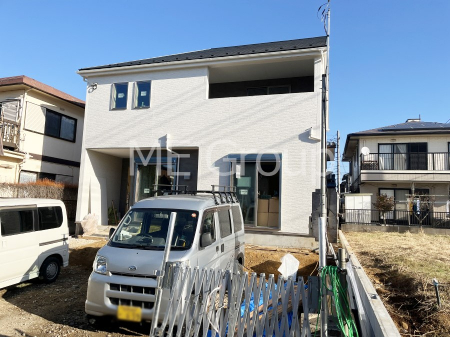 ���n�O�ώʐ^�@�O�ρ`Exterior�`�ՐÂȏZ��n�Ŏq��ĉƑ��Ƀs�b�^���B  �����̂��U�������K�ȗ΂Ɍb�܂ꂽ�G���A�ŁA���R�ɕ�܂ꂽ���₩�ȕ�炵���������邽�߂́A��Ƃ肠��Z���������Ă��܂��B