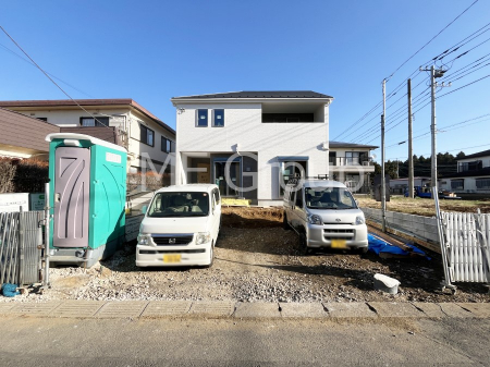 ���n�O�ώʐ^�@�O�ρ`Exterior�`�@��s���œ���̃X���[���C�t���΂Ɉ͂܂ꂽ�y�n�͓s��̌�����Y���ꂻ���B�l�G��ʂ��Ď��R�ƐG�ꍇ����X�|�b�g�����ӂɂ͐��肾������I�Z�݂����Ȃ�ƁB��炵�������B