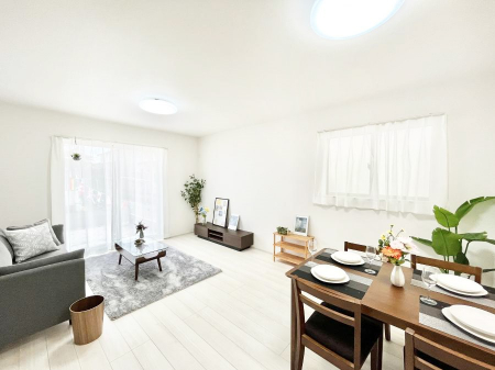 ���̑����ρ@�V���v���ȃf�U�C���Ȃ̂ŃC���e���A���l����̂��y���݂ł��ˁI