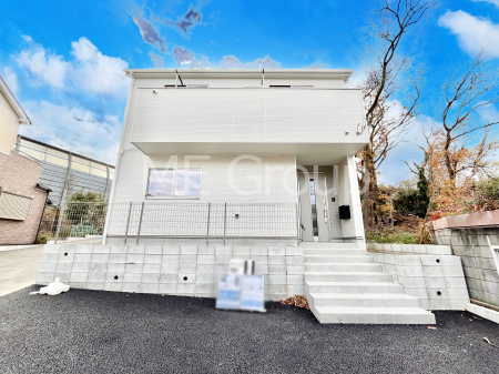 ���n�O�ώʐ^�@�O�ρ��P�������`Exterior�`�@��s���œ���̃X���[���C�t���΂Ɉ͂܂ꂽ�y�n�͓s��̌�����Y���ꂻ���B�l�G��ʂ��Ď��R�ƐG�ꍇ����X�|�b�g�����ӂɂ͐��肾������I�Z�݂����Ȃ�ƁB��炵�������B