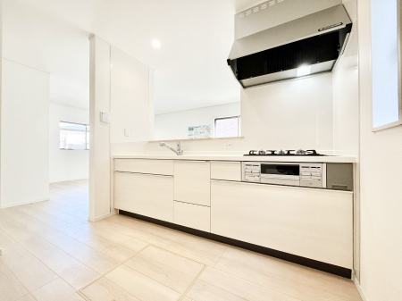 �L�b�`���@�������P�������`Kitchen�`�@�u���������͉�����낤�v����ȃL�b�`���Ȃ�v�������藿�����ł����Ⴂ�܂��B�L�b�`������̓��r���O����]�ł��܂��B�Ƒ����Ȃ��邨�Ƃ������ɂ������܂��B