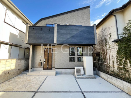 ���n�O�ώʐ^�@�O�ρ`Exterior�`�@��s���œ���̃X���[���C�t���΂Ɉ͂܂ꂽ�y�n�͓s��̌�����Y���ꂻ���B�l�G��ʂ��Ď��R�ƐG�ꍇ����X�|�b�g�����ӂɂ͐��肾������I�Z�݂����Ȃ�ƁB��炵�������B