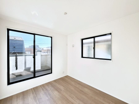 ���̑����ρ@���邢�o���R�j�[�T�C�h�ɗm����ݒu�B�ڊo�߂̗ǂ��Q���ɁB 