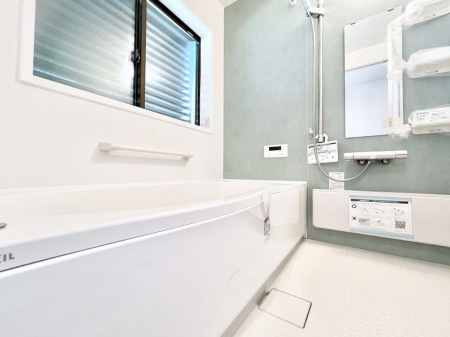 �����@������No.1�������`Bath Room�`  ���t���̃o�X���[���B  �z�˂��������ޖ��邢���́A�����̓������C�����ǂ����g�����������ł��B  �܂��A���������@���������Ă���܂��B  ���C�����ǍD�ł��B