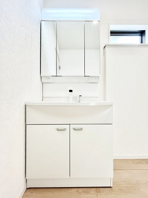 ���ʑ�E���ʏ��@�傫�����₷���O�ʋ��Ő�����������ʑ�́A�g�����Ȃ݃`�F�b�N�┧�̂������ɂ������߂ł��B 