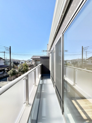 �o���R�j�[�@�������Q�������`Balcony�`  �o���R�j�[�͉������z���������݁A���z�c����󕨂��C�����悭�������Ƃ��ł��܂��B �g���₷���J���I�ȃo���R�j�[�ł����z�����������Ղ�~�蒍���A�o���R�j�[�t���Z�܂��B  