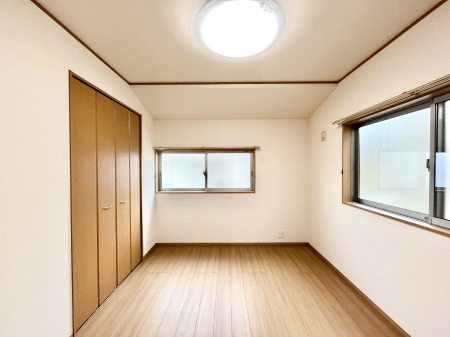 ���̑����ρ@2�ʍ̌����m�ۂ������邢��ԁB�Ƒ��݂�Ȃ����K�ȕ�炵����������݌v�ł��B�@