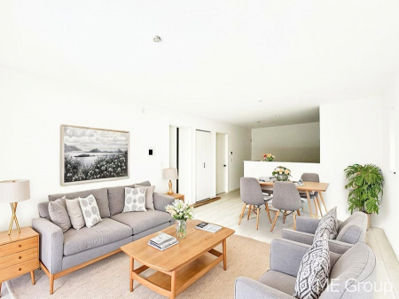 ���r���O�@�������������͋C�̂k�c�j�͉Ƒ��݂�Ȃ̉��K��ԁ��Ƌ��CG�ł�