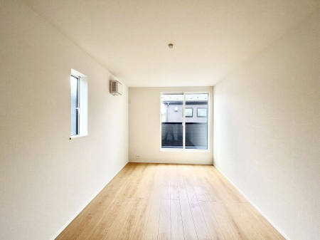 ���̑����ρ@���邢�o���R�j�[�T�C�h�ɗm����ݒu�B�ڊo�߂̗ǂ��Q���ɁB 