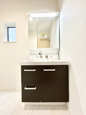 ���ʑ�E���ʏ��@�傫�����₷���O�ʋ��Ő�����������ʑ�́A�g�����Ȃ݃`�F�b�N�┧�̂������ɂ������߂ł��B 