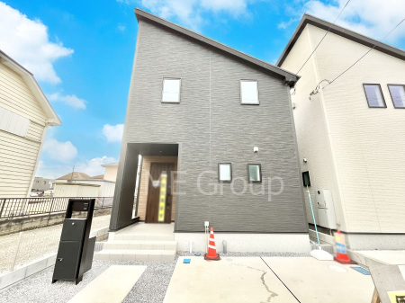 ���n�O�ώʐ^�@�������ꂽ�O�ρA�㎿�ȏZ��Ԃ��L���鎺���͉i�����S���ĉ߂�����Z���ł��B 