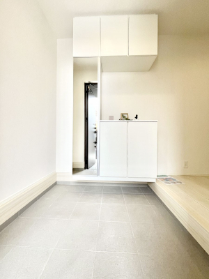 ���̑����ρ@�����Ղ���[�ł���V���[�Y�{�b�N�X�ŉƑ��S���̌C���A���ւ�������B  