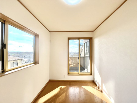 ���̑����ρ@�o���R�j�[���J�������v���X���Ă����m��  