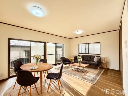 ���r���O�@���Ƒ��̓��₩�Șb�����ŕ�܂�閾�邢���r���O  ���Ƌ��CG�ł�