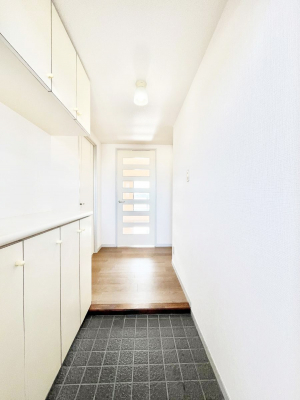 ���ց@�Ƒ��̋A��₨�q�l�������������}���錺��