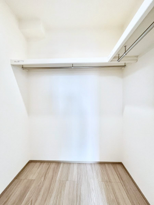 ���̑��@�ߗނ��n���K�[�Ɋ|�����܂܎��[�ł���WIC�B�ߗނ̐������ڂ����₷���ĕ֗��ł��I