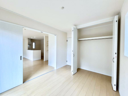 ���̑����ρ@���r���O�ׂ̗ɂ���m���B�����J�����čL�����p���邱�Ƃ��\�ł��B