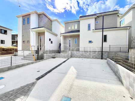 ���n�O�ώʐ^�@�������ꂽ�O�ρA�㎿�ȏZ��Ԃ��L���鎺���͉i�����S���ĉ߂�����Z���ł��B 