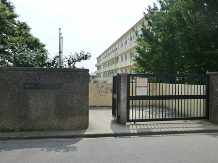 ���ӊ��@���w�Z 870m ���ˎs���I�P�򒆊w�Z