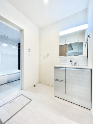 ���ʑ�E���ʏ��@�������̂�����K��Ԃł��B�����̐g�x�x���C�����ǂ����g�������܂��B 