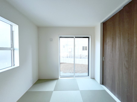 ���̑����ρ@�_�炩����̋�Ԃ́A���q�l�̗V�я�◈�q���̂����ĂȂ��̏ꏊ�Ƃ��ďd�󂵂܂��B 