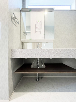 ���ʑ�E���ʏ��@�傫�����₷���O�ʋ��Ő�����������ʑ�́A�g�����Ȃ݃`�F�b�N�┧�̂������ɂ������߂ł��B 