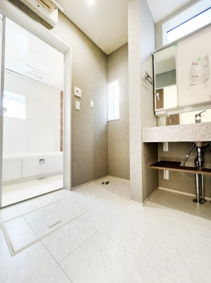 ���̑��@������������ʉ��ώ��Œ��̐g�x�x�����K