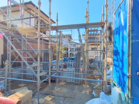 ���n�O�ώʐ^�@�`Exterior�`�@�l�G��ʂ��Ď��R�ƐG�ꍇ����X�|�b�g�������A���U����W���M���O�A�T���̂��Ƒ��ł̗V�тɍœK�ł��B�J�����Ƃ�Ƃ�ɕ�܂ꂽ���z�̏Z�܂��������ɂ���܂��B  