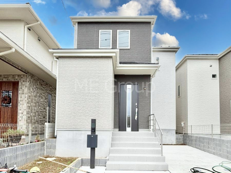 ���n�O�ώʐ^�@�O�ρ`Exterior�`�@���ӂɂ͊w�Z�┃���{�݂����萶���A�q��ĂɓK���������L�����Ă��܂��I�u�i�Z�n�v�Ƃ��āA�����̂����w�����ł͂Ȃ��A���ӂ̊���ʊw�ł���w�Z�ɂ��Ă������k���������I