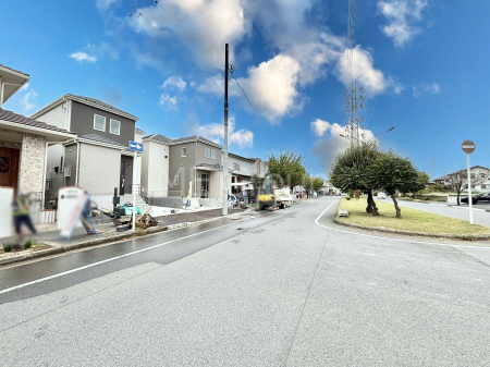 ���n�O�ώʐ^�@�O�ρ`Exterior�`�@���X�����Ȃ���A�咣���߂����ǂ����]�T������������V���[�v�ȃt�H�����ŘȂޓ@��́A���V�̋�ƏƂ炵���킹�鎖�ŁA�{������ׂ������`�̎p�������Ă���܂��B