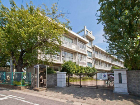 ���ӊ��@���w�Z 550m ��t�s�����q���w�Z