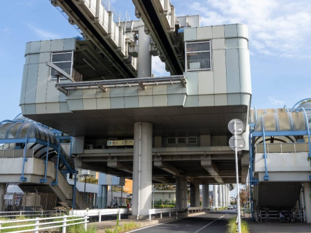 ���ӊ��@�w 800m �݂��w