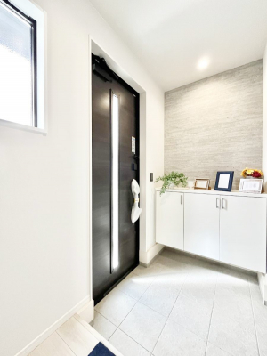 ���ց@���ʔ��͂��Ƒ��̎ʐ^��G�߂̃C���e���A�ŏ���I�Ƃ��ĉ��o�ł��܂�