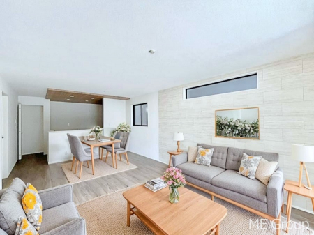 ���r���O�@�������P�������`Living�`�@�Ƒ��̐H����c���̂ق��A�q�ǂ���V�΂�����A�F�l���������肷��LDK�͏Z�܂��̒��S�B�����ԉ߂����ꏊ������A���̋�Ԃ͏Z�܂��S�̂̋��S�n�����E���܂��B  ���Ƌ��CG�ł�