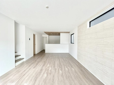 ���̑����ρ@�������P�������`Living�`�@�����ɂ݂͂�Ȃ��W���A�H���Ɗy������b���n�܂�B�b�ɖ����ɂȂ肷���āA��������Y��锼�߂��ɂȂ��Ă��܂��B����ȑ��̊Ԃ̍K�������������Ă����ꏊ�ł��肽���B