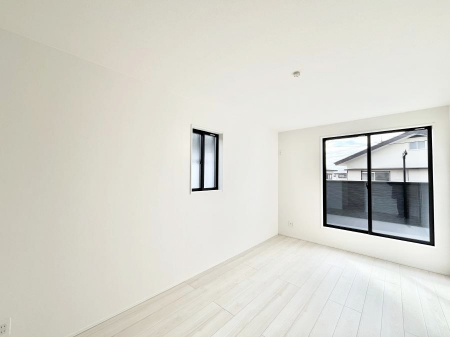 ���̑����ρ@�������Q�������`Bed Room�`  �u��������������l�v�Ƃ��v�w�ł�����肭�낰��Q���B  �����̉Ǝ��₨�d���ɔ�ꂽ���̓t�J�t�J�̃x�b�g�Ŗ�����Ă��������B�e���r��{�I�������Ă����K�ȍL����������