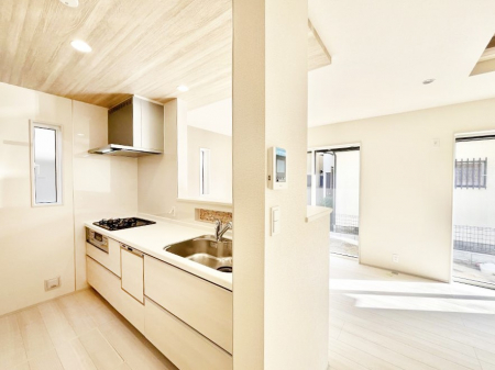 �L�b�`���@�����`Kitchen�`  ���r���O�����n����J�E���^�[�L�b�`���B  ���������Ȃ���Ƒ��ƃR�~���j�P�[�V�������Ƃ�邾���łȂ��A�傫�ȊJ���������邱�Ƃ��ł��܂��B  ���q�l�̐����������邱�Ƃ��ł��܂��ˁI