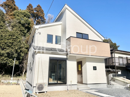 ���n�O�ώʐ^�@�������ꂽ�O�ρA�㎿�ȏZ��Ԃ��L���鎺���͉i�����S���ĉ߂�����Z���ł��B 