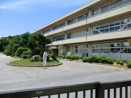 ���ӊ��@���w�Z 750m �s���s���e�Ԓ��w�Z