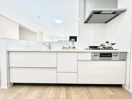 �L�b�`���@�������������I�ɁA�y�����I�V�X�e���L�b�`��  