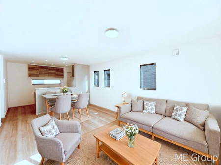 ���r���O�@���Ƒ��̓��₩�Șb�����ŕ�܂�閾�邢���r���O  ���Ƌ��CG�ł�