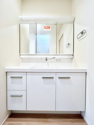 ���ʑ�E���ʏ��@�傫�����₷���O�ʋ��Ő�����������ʑ�́A�g�����Ȃ݃`�F�b�N�┧�̂������ɂ������߂ł��B 