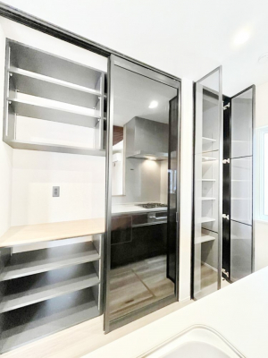 ���̑����ρ@�����t���̃J�b�v�{�[�h�B�V�X�e���L�b�`���ƃR�[�f�B�l�[�g�ł����ꊴ���o�܂��I