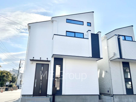 ���n�O�ώʐ^�@�O�ρ`Exterior�`�@�p�n�ɂ��z����E���ʂ��ǍD�ł��B��ˌ��Ă̑傫�ȃ����b�g�́A�����B�́u�y�n�v���u���R�Ɂv�g���鎖�ł��B�K�[�f�j���O��c�h�x�C�Ԃ�o�C�N�̎�ȂǗl�X�ȗp�r�ŗ��p�ł��܂��B