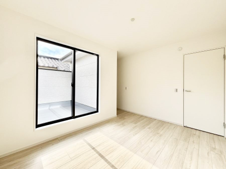 ���̑����ρ@�����`Bed Room�`  �u��������������l�v�Ƃ��v�w�ł�����肭�낰��Q���B  �����̉Ǝ��₨�d���ɔ�ꂽ���̓t�J�t�J�̃x�b�g�Ŗ�����Ă��������B�e���r��{�I�������Ă����K�ȍL����������