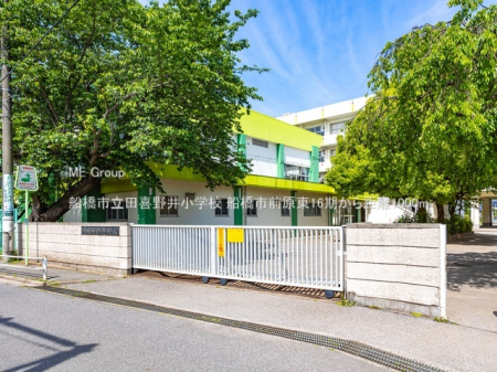 ���ӊ��@���w�Z 1000m �D���s���c���䏬�w�Z